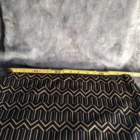 𝅺GRACE Elements Black and tan zigzag‎ design pencil skirt size medium S1129 - Picture 5 of 8